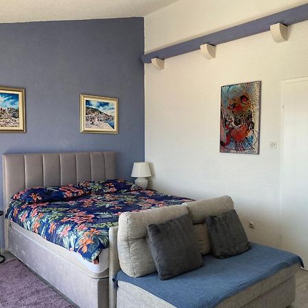 Guest House Meri 볼 외부 사진