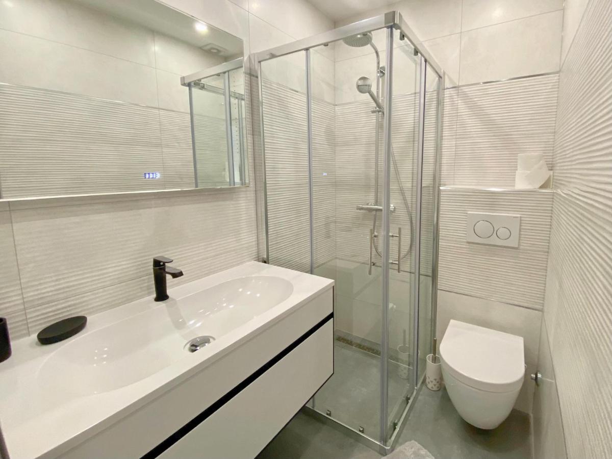 Guest House Meri 볼 외부 사진