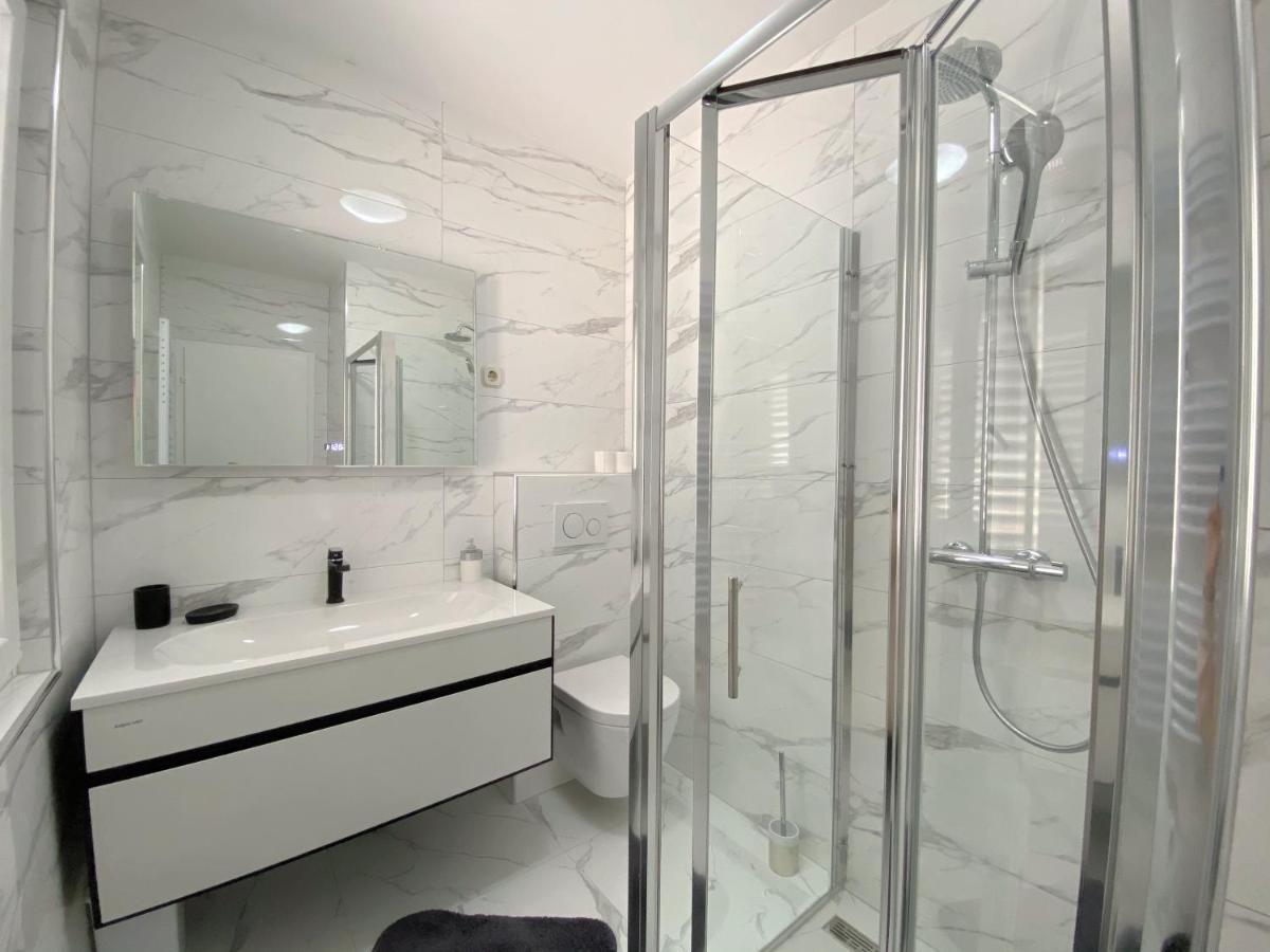 Guest House Meri 볼 외부 사진